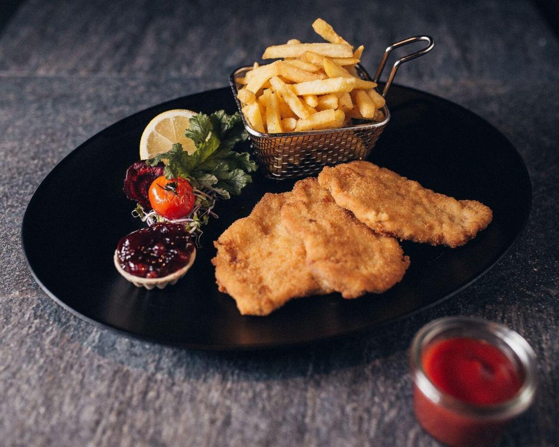 فندق Der Loewe بورغبيرغ المظهر الخارجي الصورة